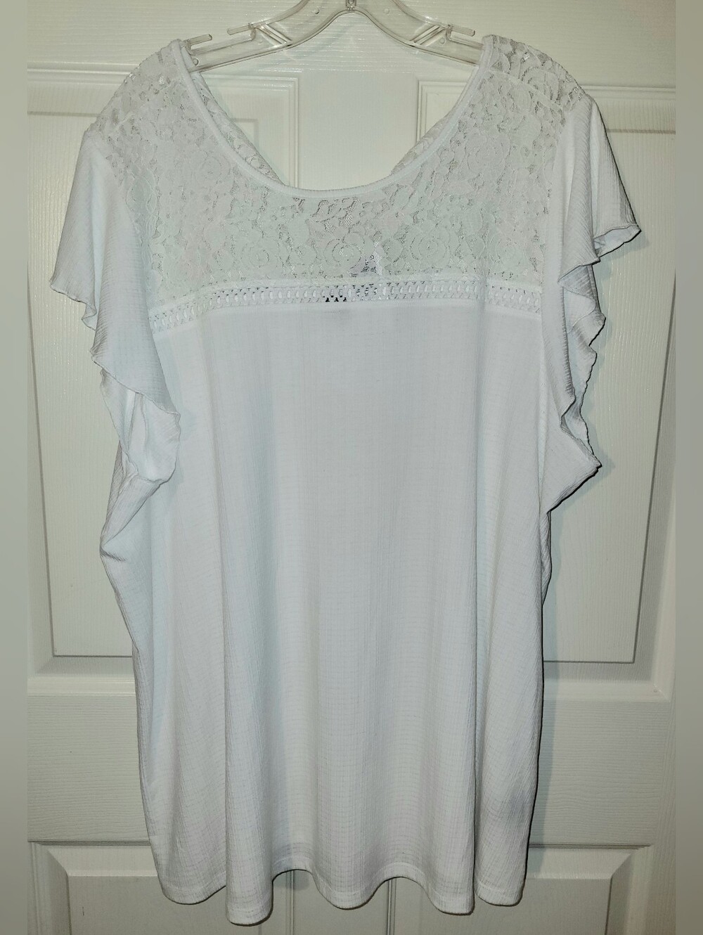 Torrid Short Flutter Sleeve Tunic Style Top Embroidered Crochet White 4X Plus Sz